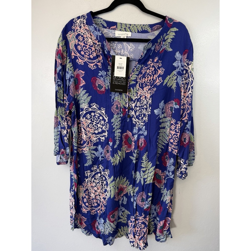 NWT‎ Loralette Royal Blue Floral Pintuck Tunic Size 20
